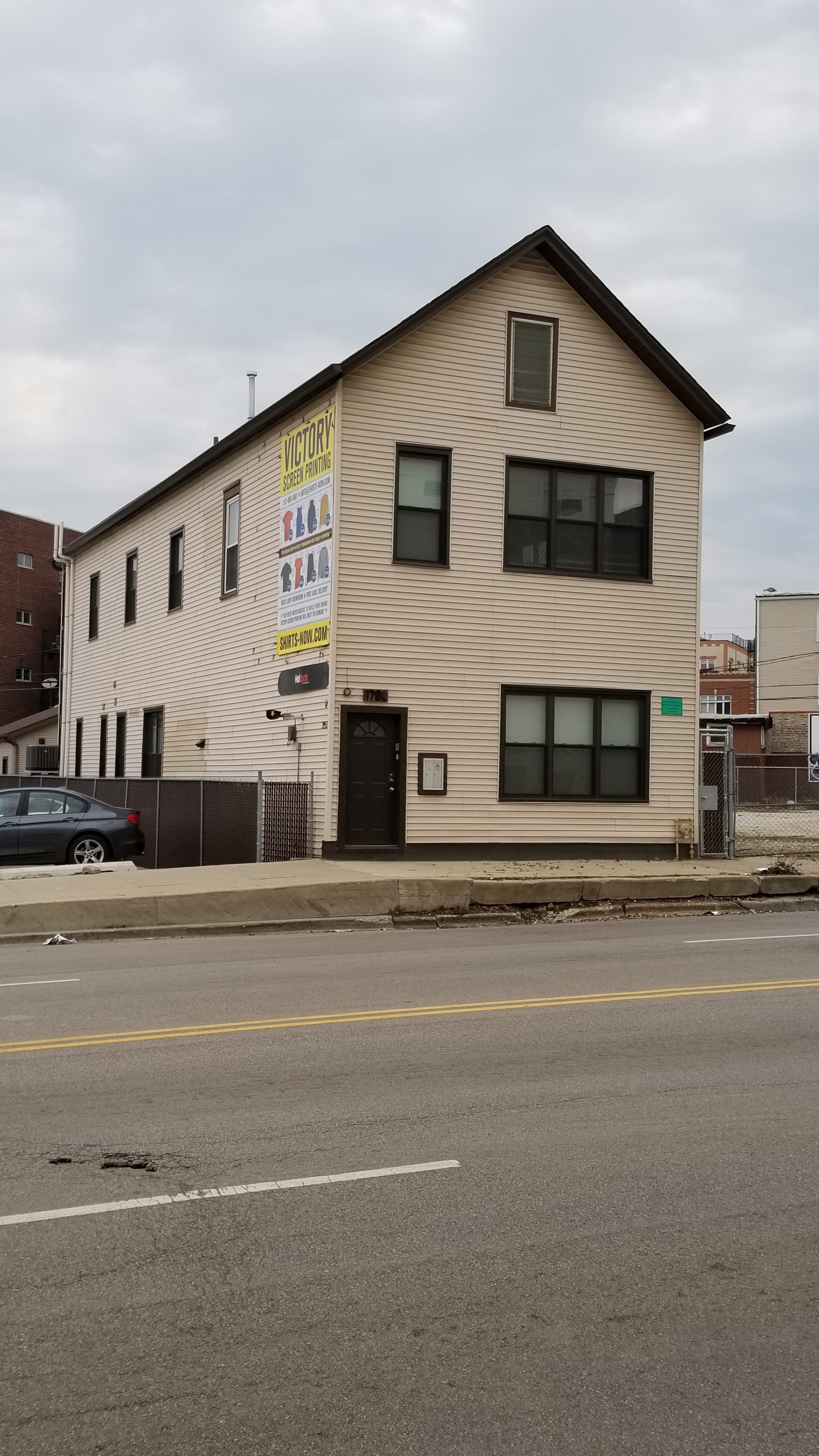 1704 W Fullerton #1