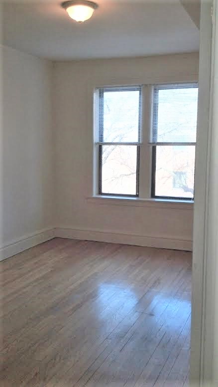 Image of  1553 W North Shore #2