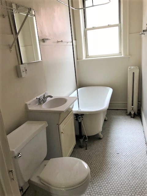 Image of  1201 W Waveland #1
