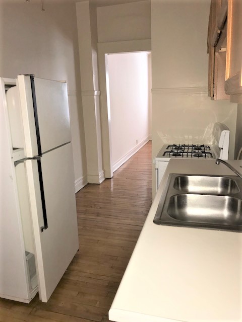 Image of  1201 W Waveland #1