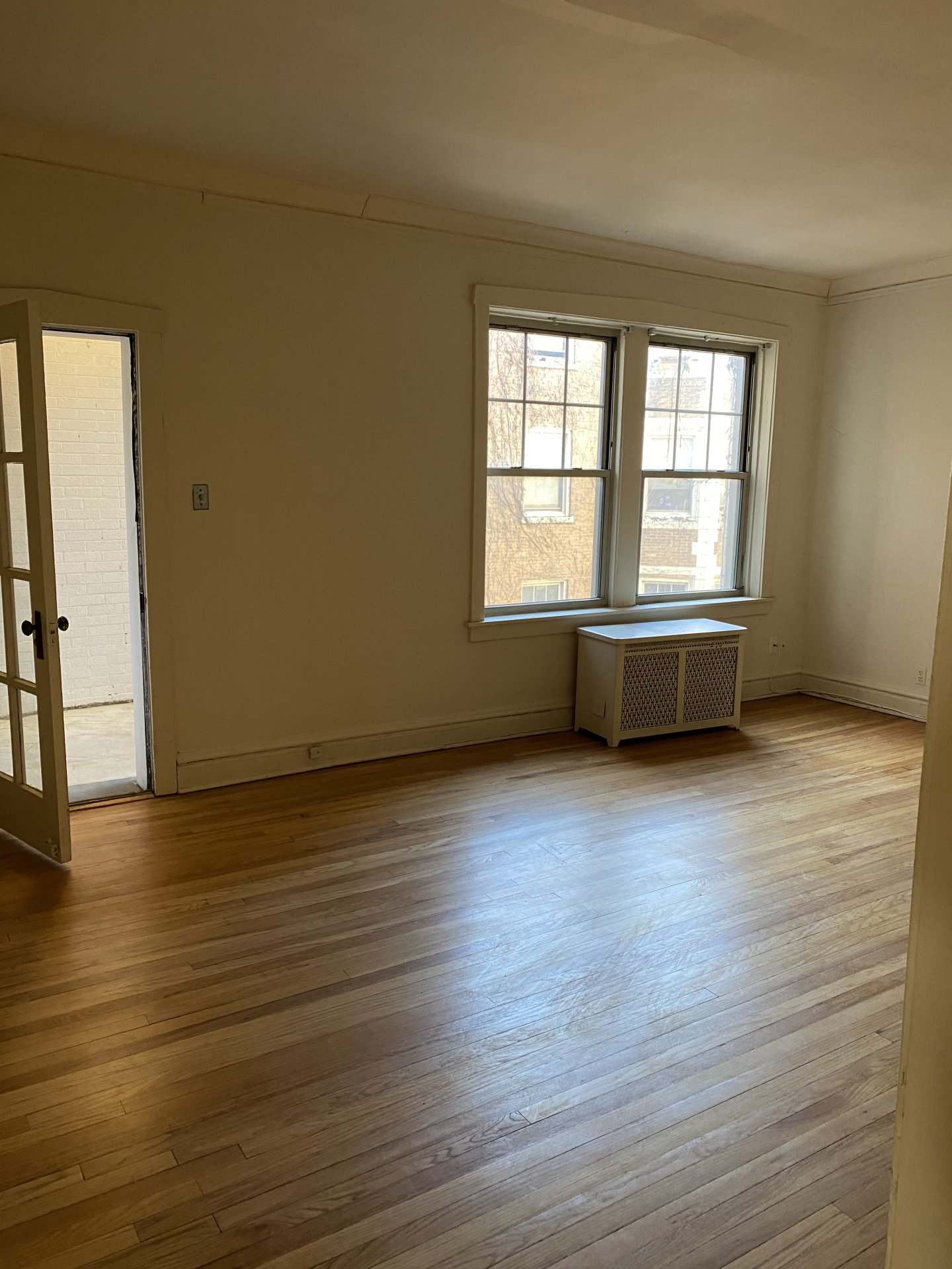 Image of  1043 W North Shore #3S