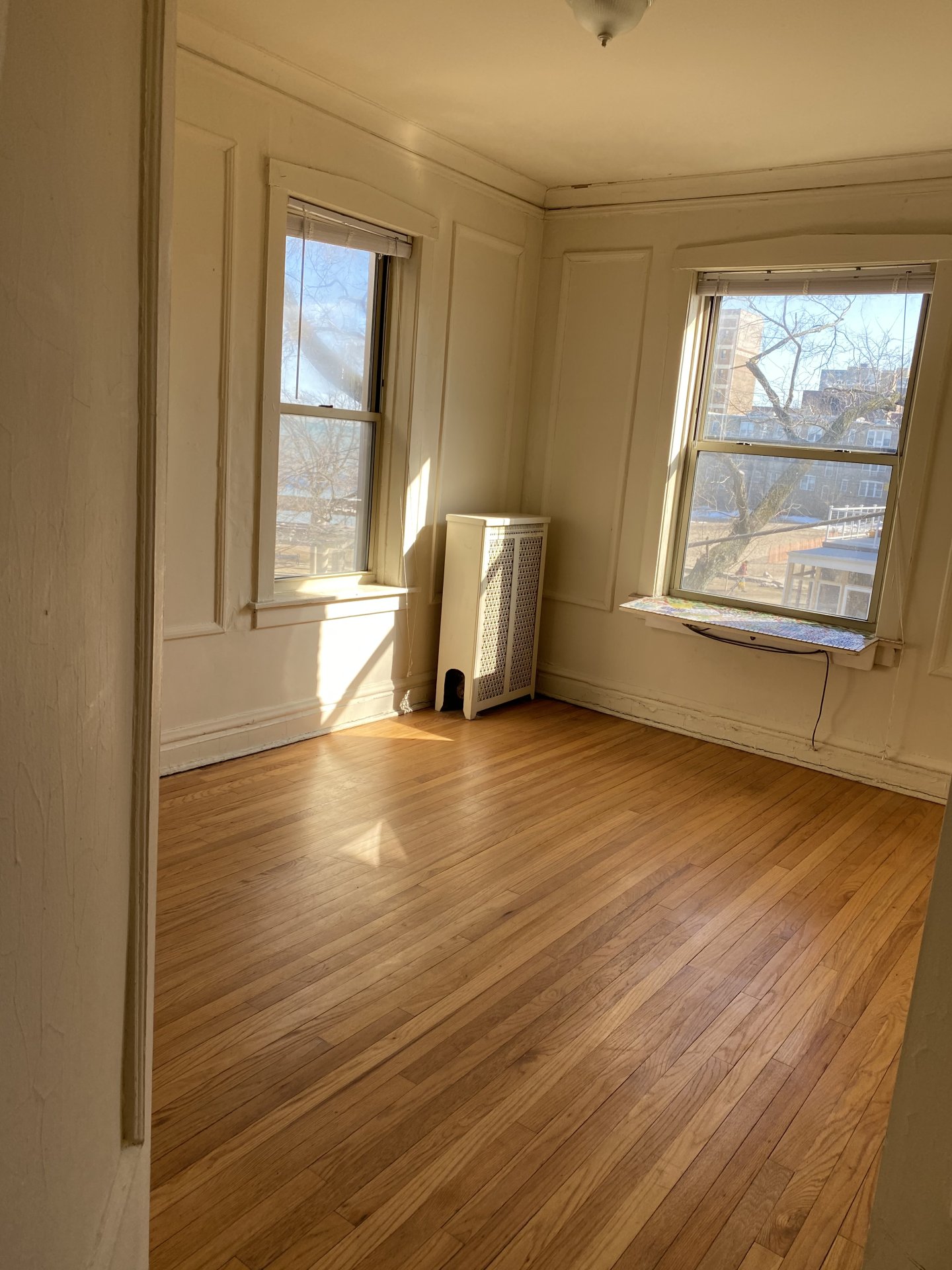 Image of  1043 W North Shore #3S