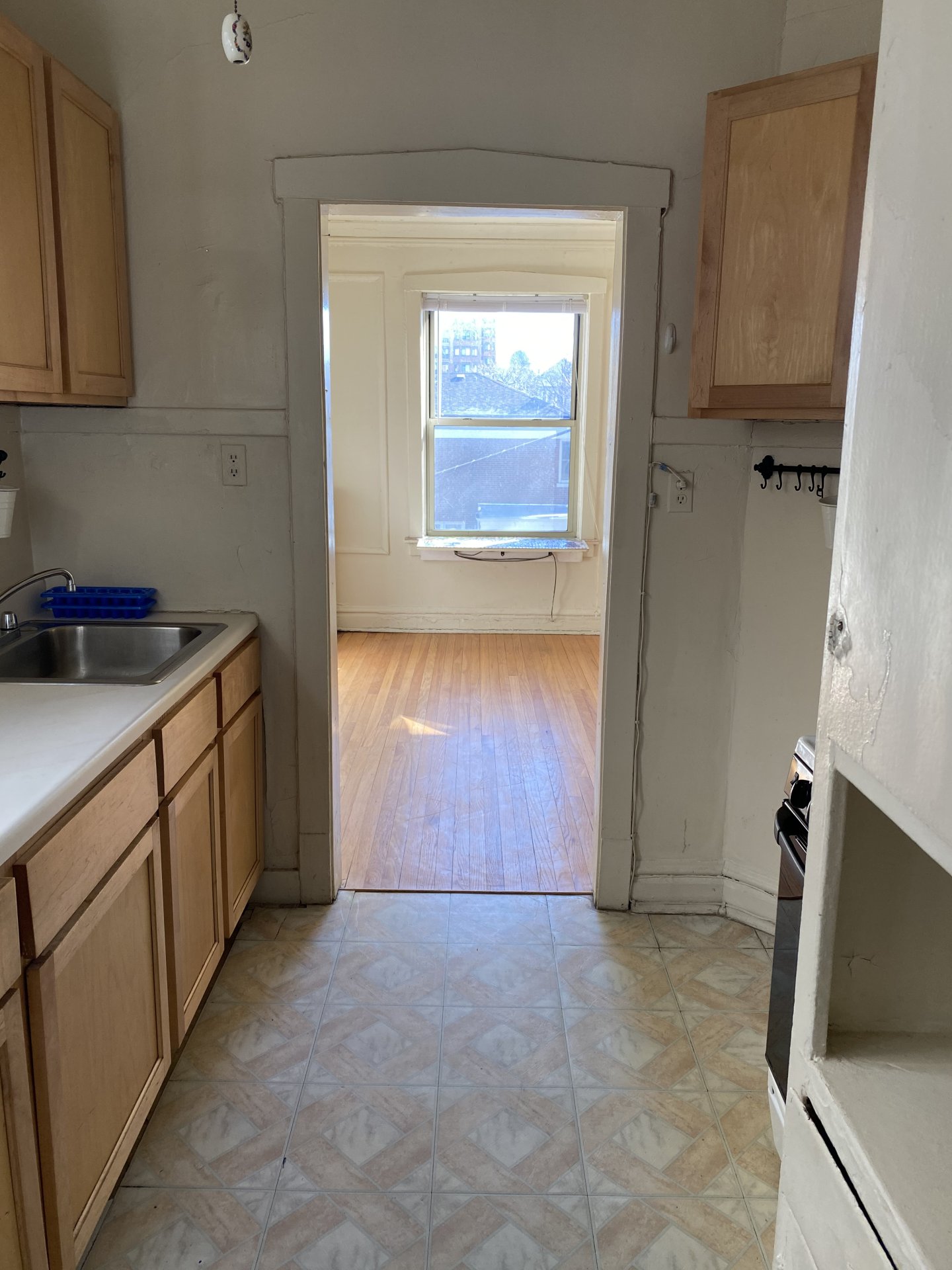 Image of  1043 W North Shore #3S