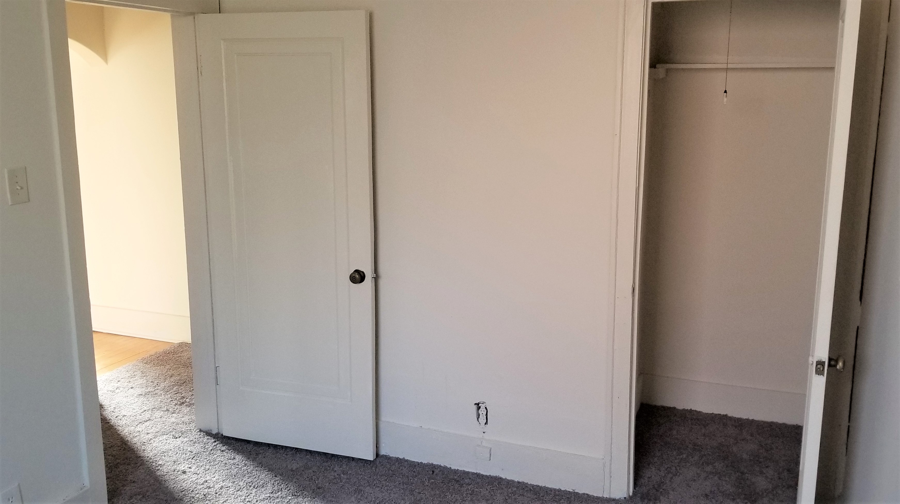 Image of  1100 W Roscoe #2