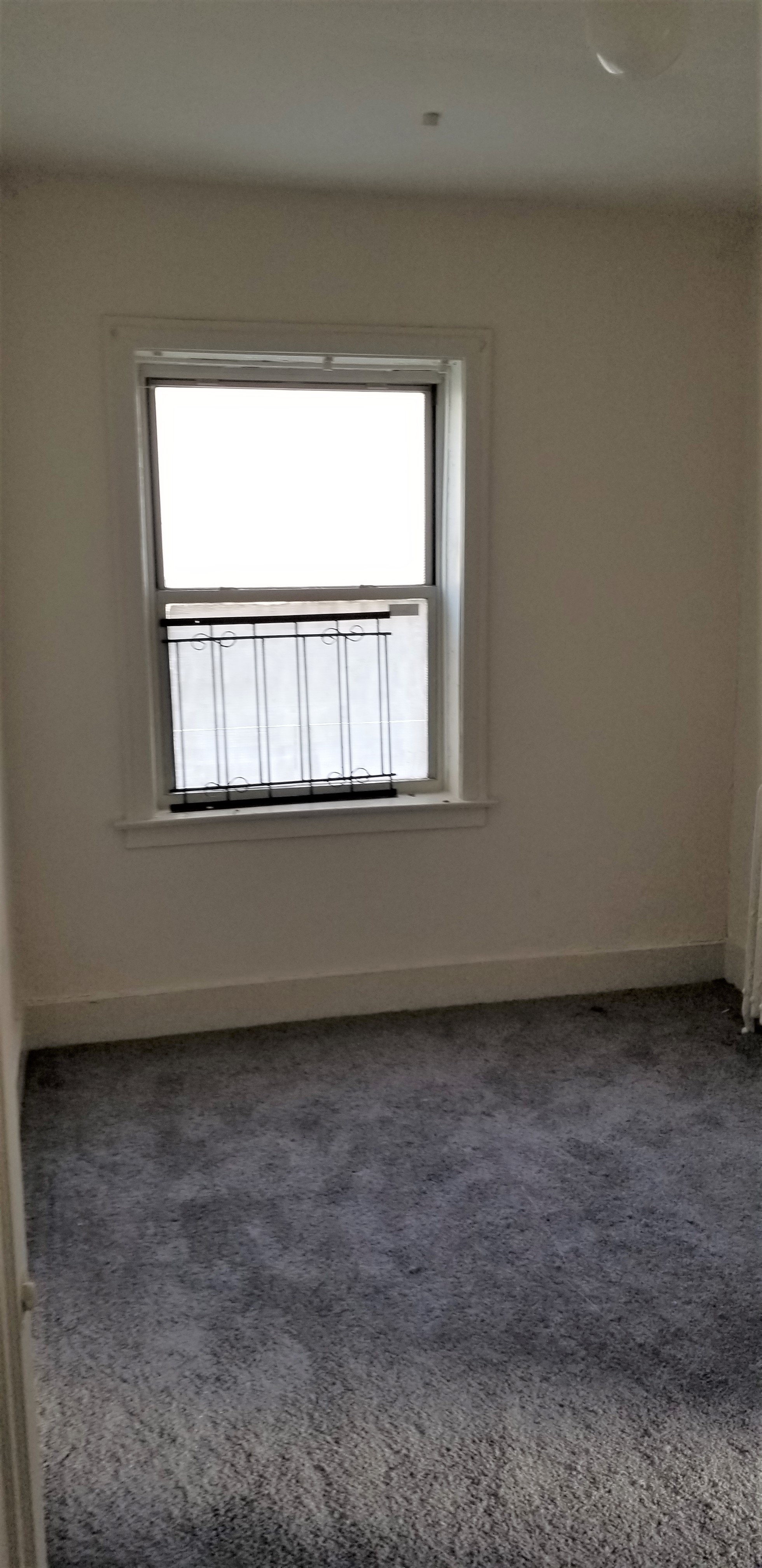 Image of  1100 W Roscoe #2