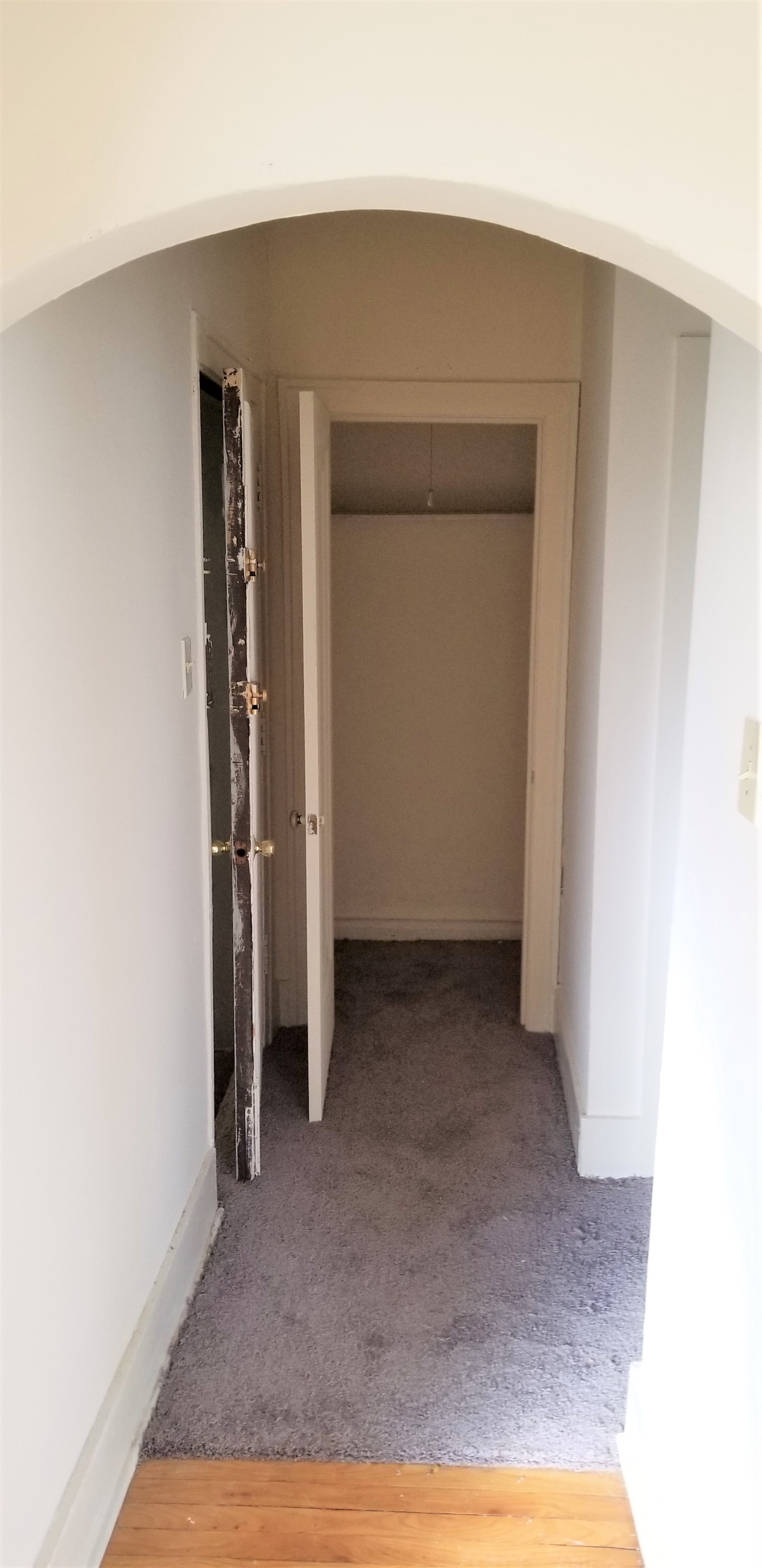 Image of  1100 W Roscoe #2