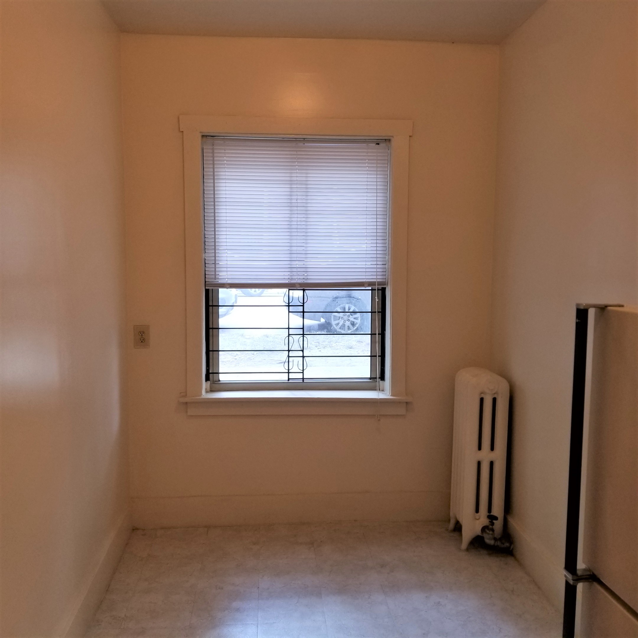 Image of  1100 W Roscoe #2