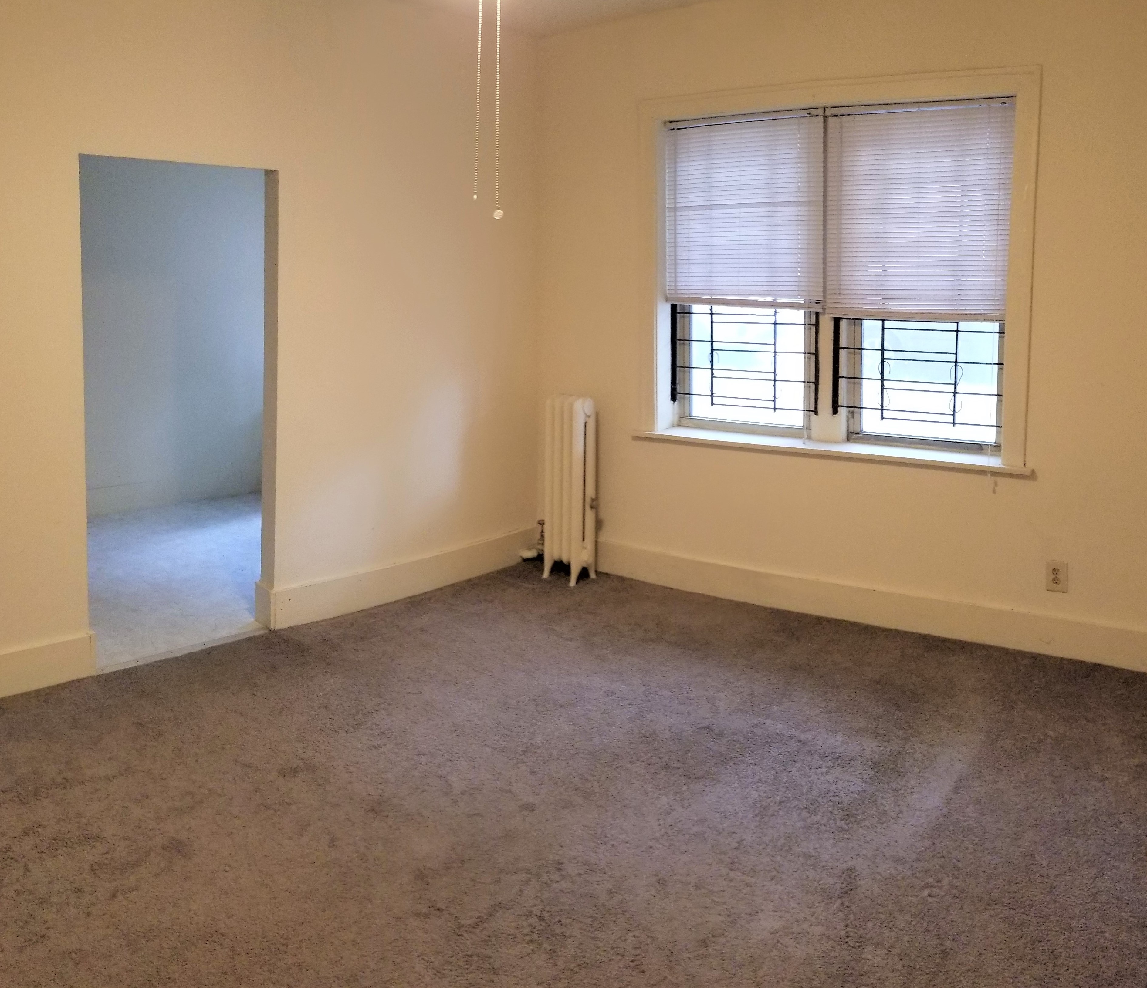 Image of  1100 W Roscoe #2
