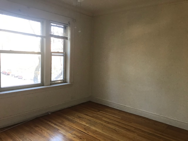 Image of  1201 W Waveland #2
