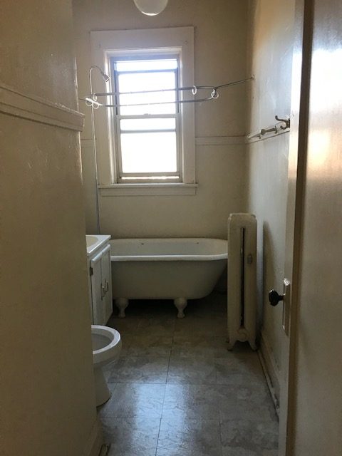 Image of  1201 W Waveland #2