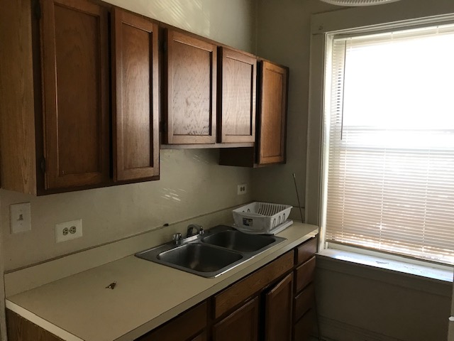 Image of  1201 W Waveland #2