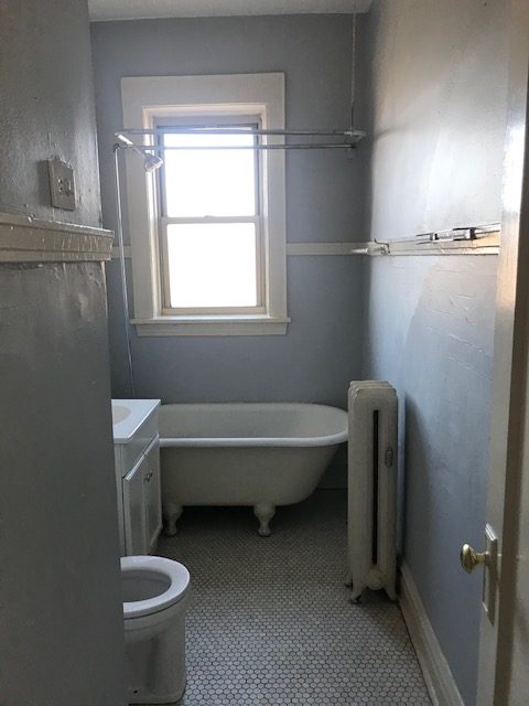 Image of  1201 W Waveland #3