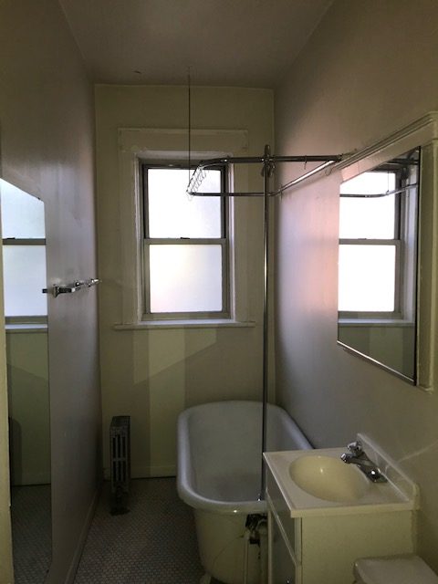 Image of  1203 W Waveland #1