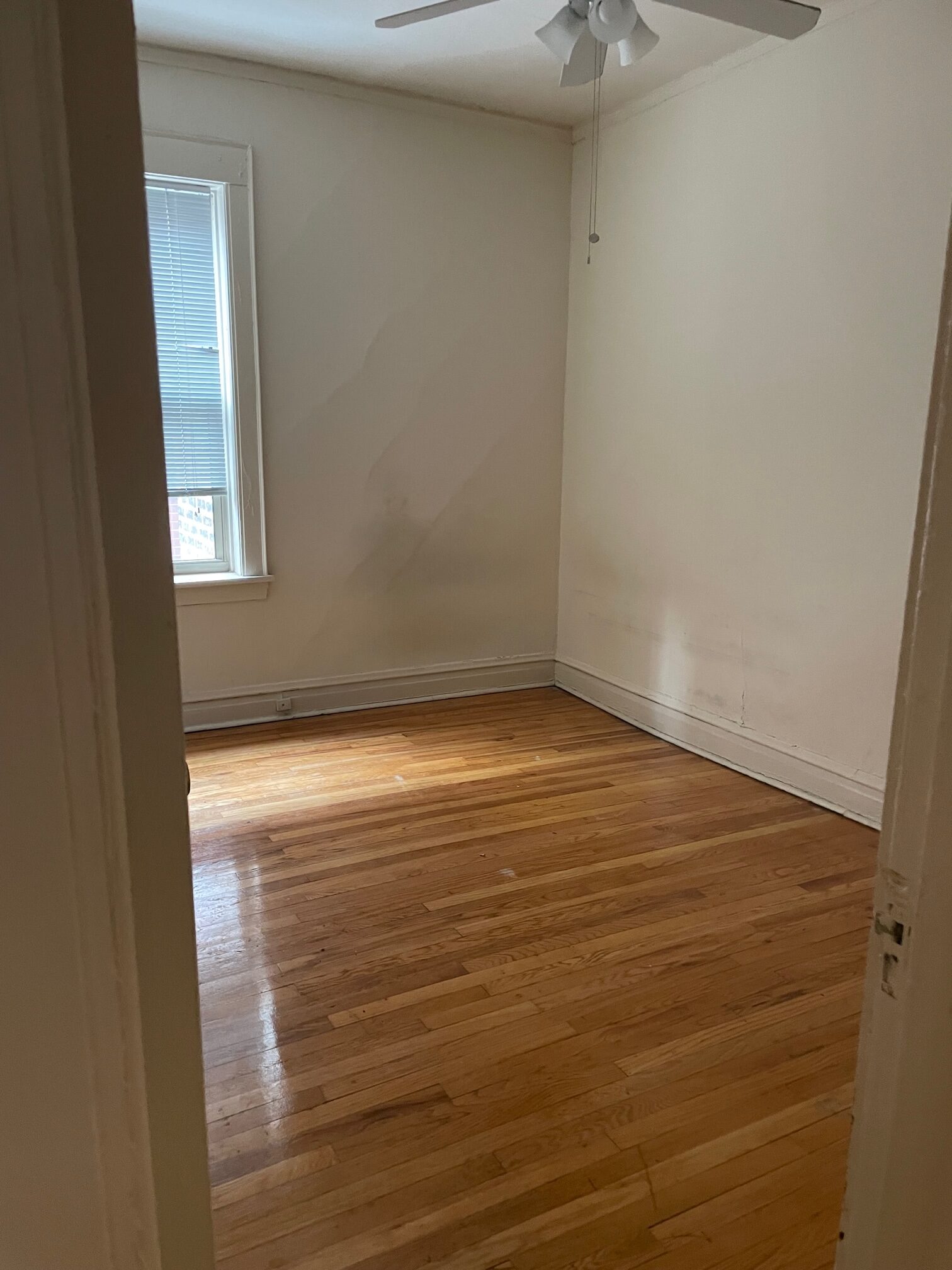 Image of  1205 W Waveland #2