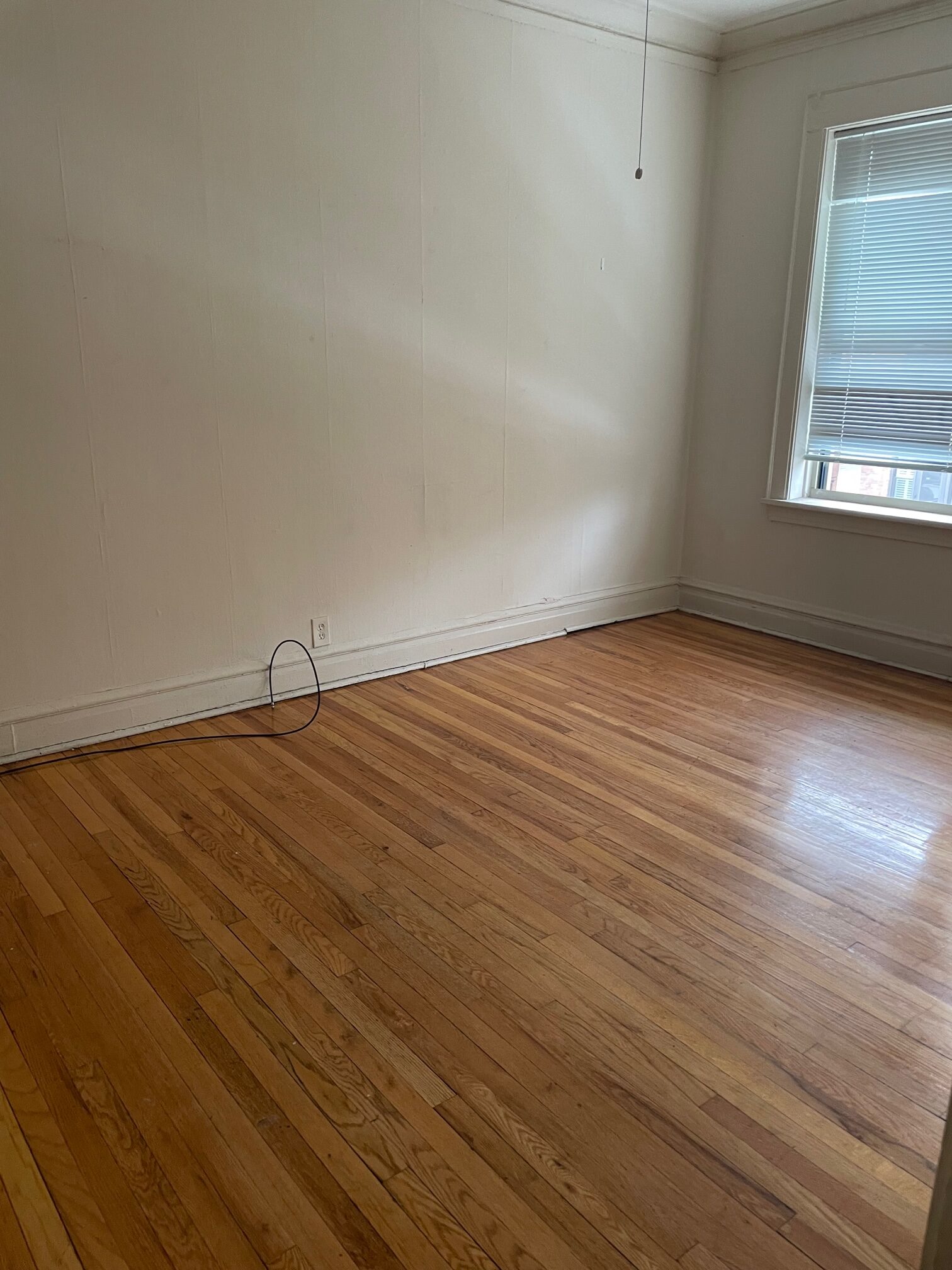 Image of  1205 W Waveland #2