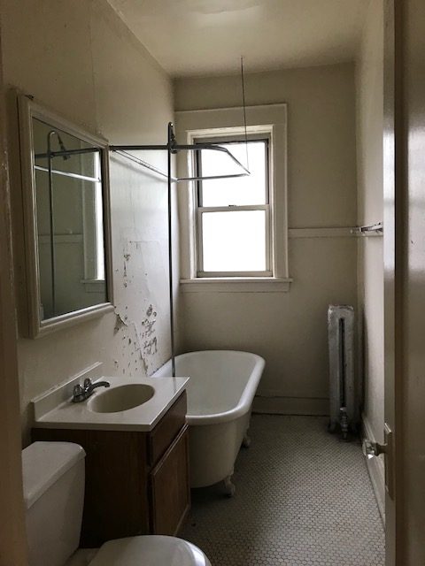 Image of  1207 W Waveland #3