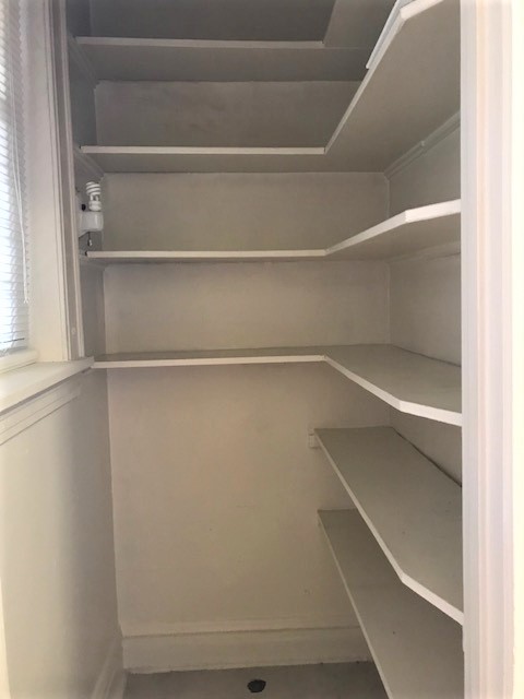 Image of  1207 W Waveland #3