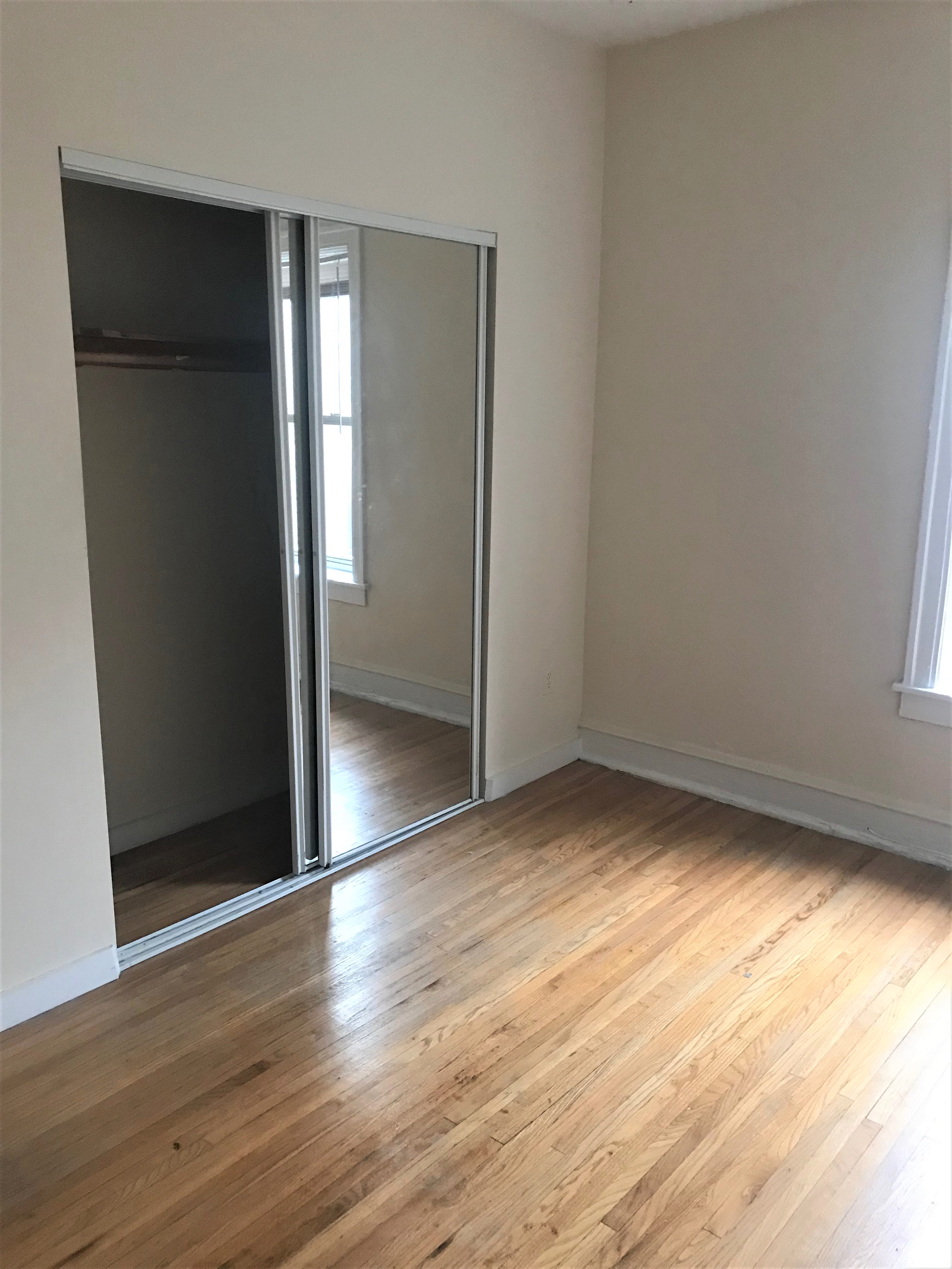 Image of  1328 W Estes #3S