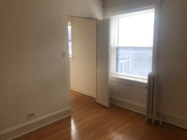Image of  1541 W Cornelia #2