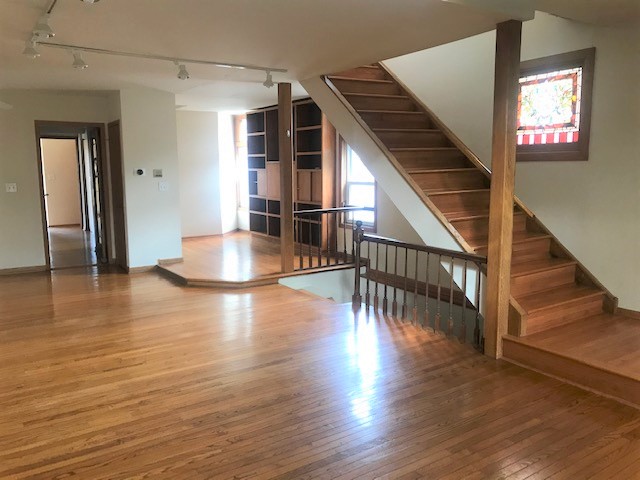 Image of  1832 N Fremont #3