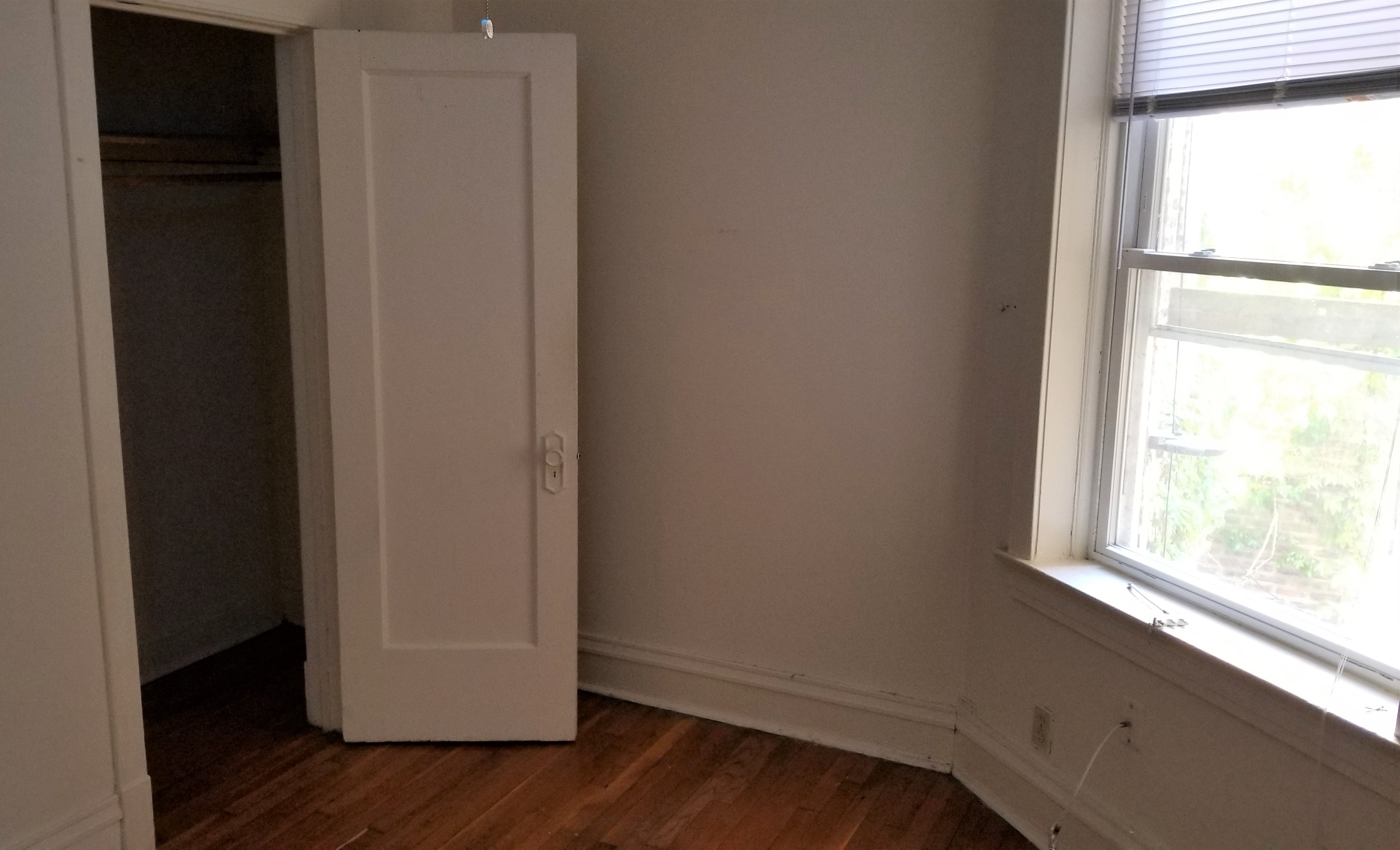 Image of  1304 W Albion #1