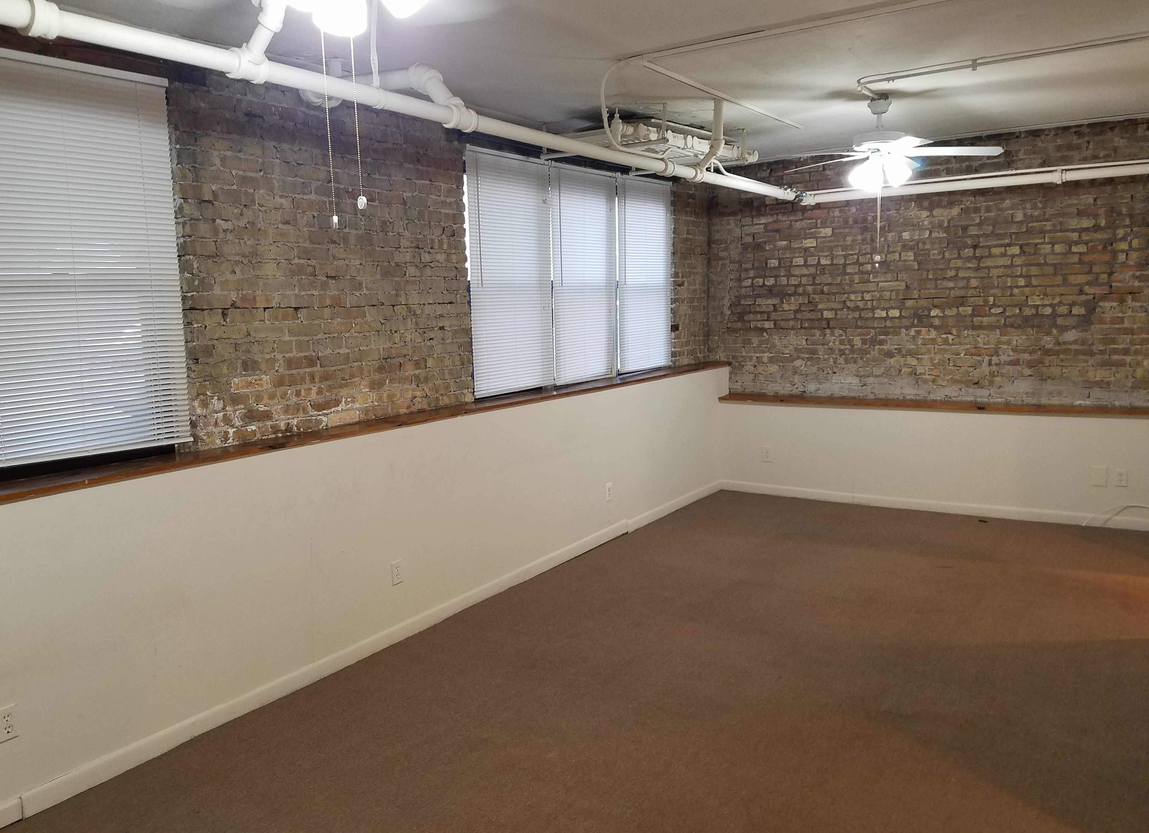 Image of  2958 N Seeley #B