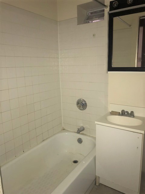 Image of  3454 N Bosworth #1