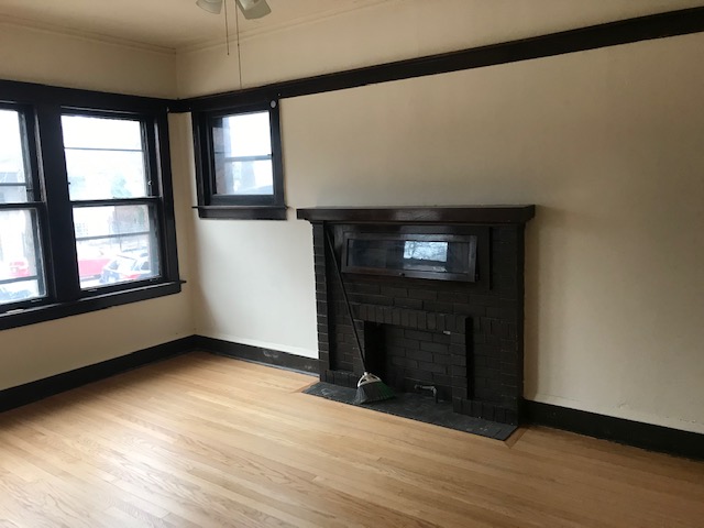 Image of  3456 N Bosworth #1