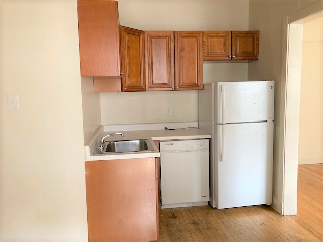 Image of  3917 N Fremont #2