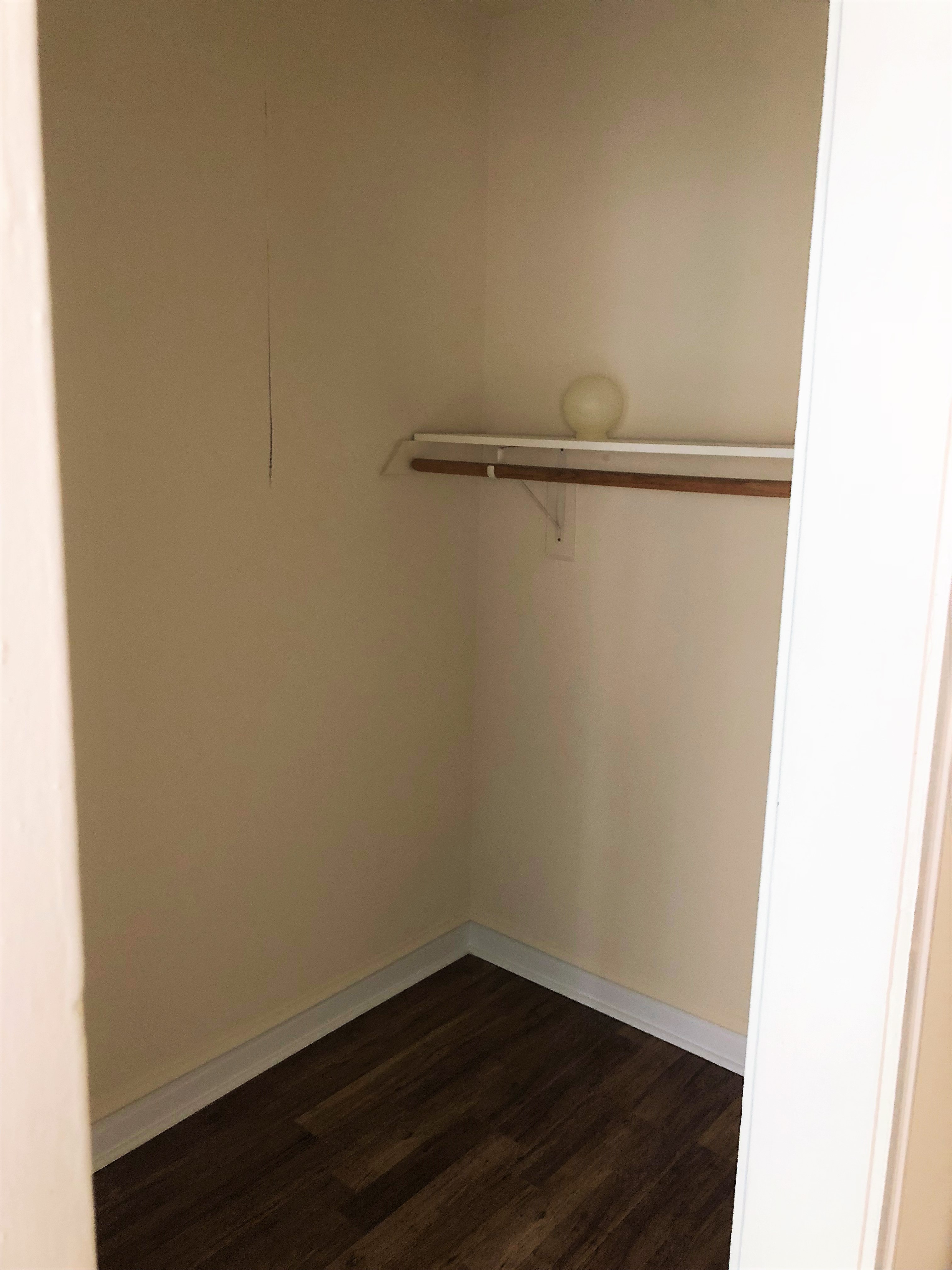 Image of  6916 N. Lakewood #403