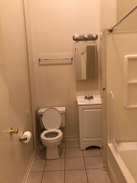 Image of  652 N Noble #1R