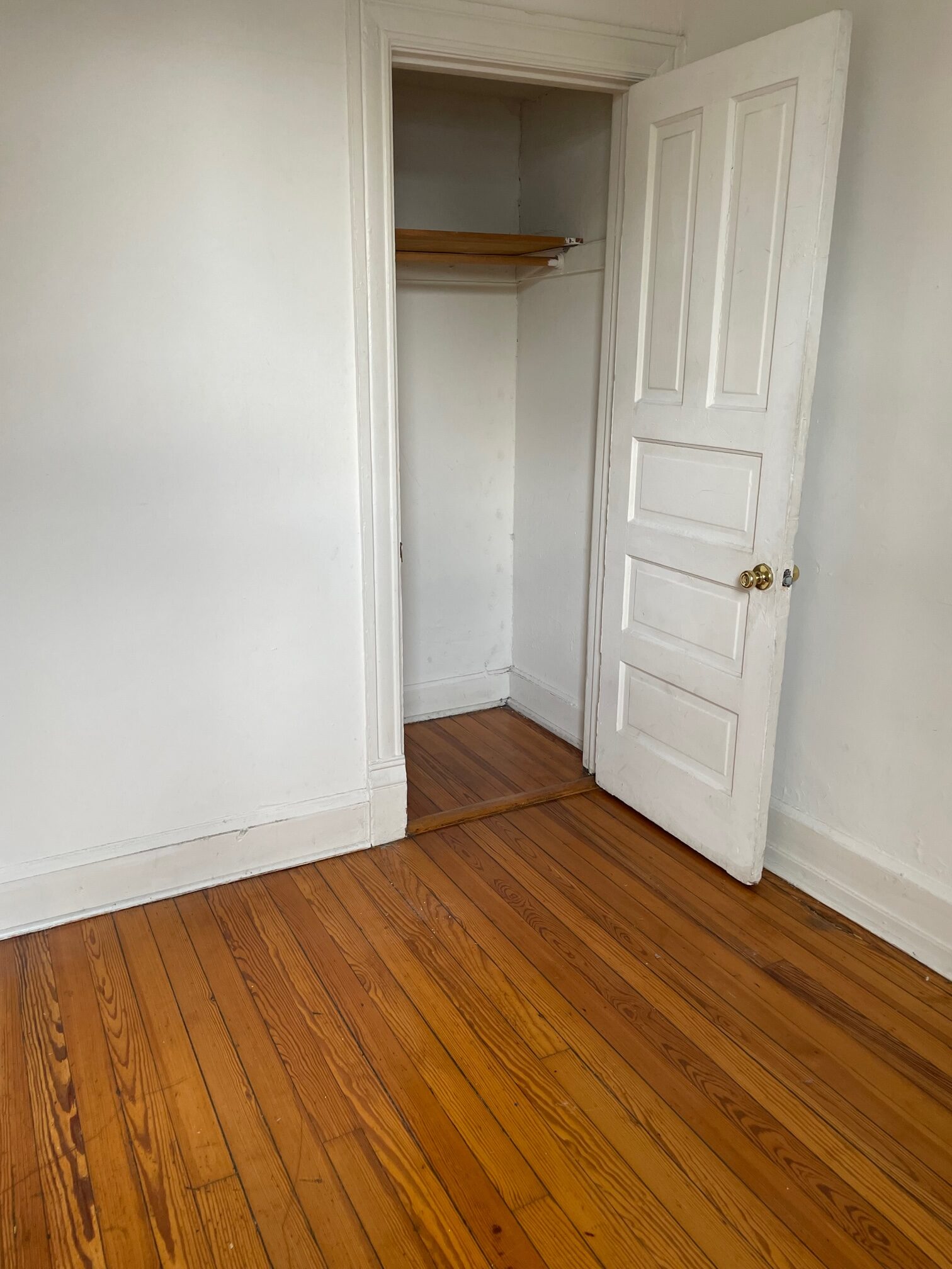 Image of  652 N Noble #2R