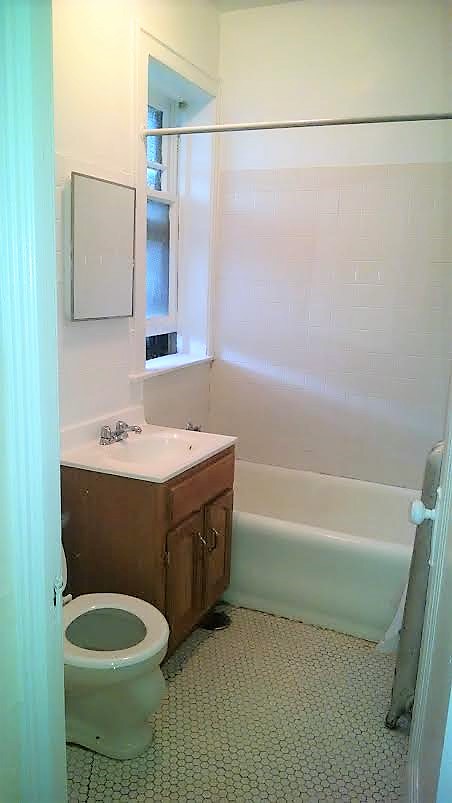Image of  6814 N Lakewood #3A