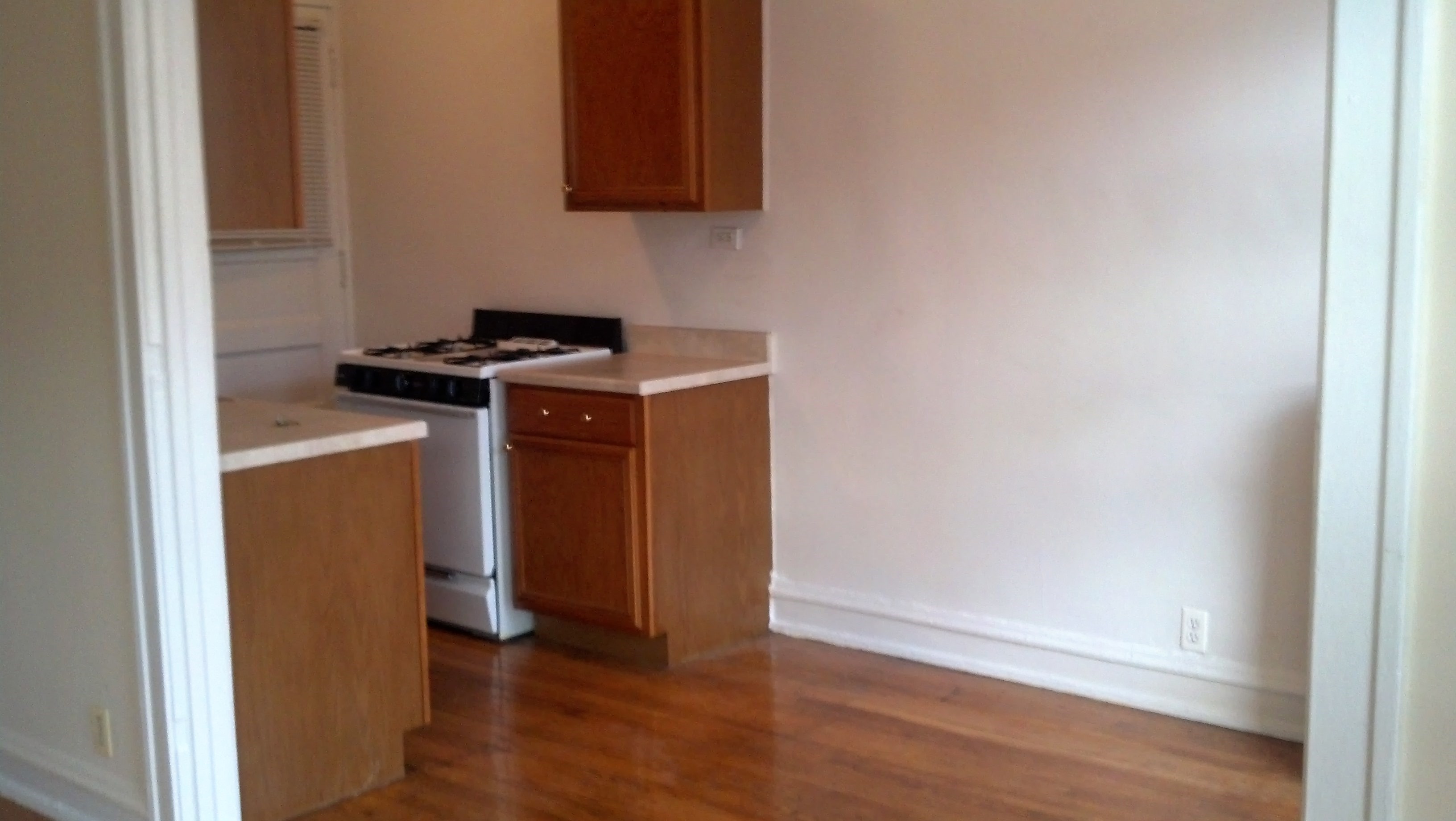 Image of  6812 N Lakewood #3A