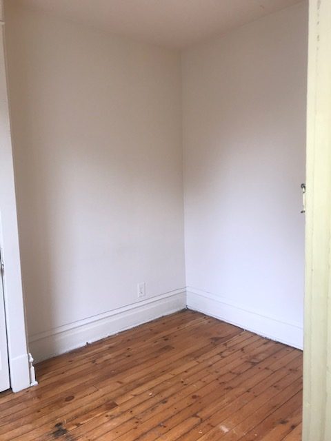Image of  836 W Cornelia #2