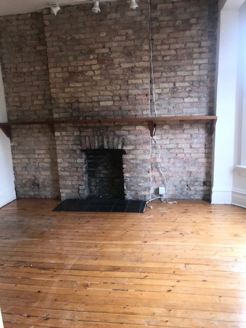 Image of  836 W Cornelia #2