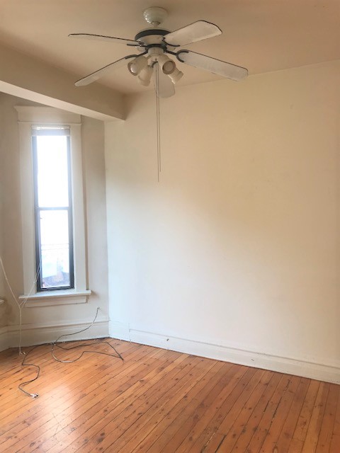 Image of  842 W Cornelia #2