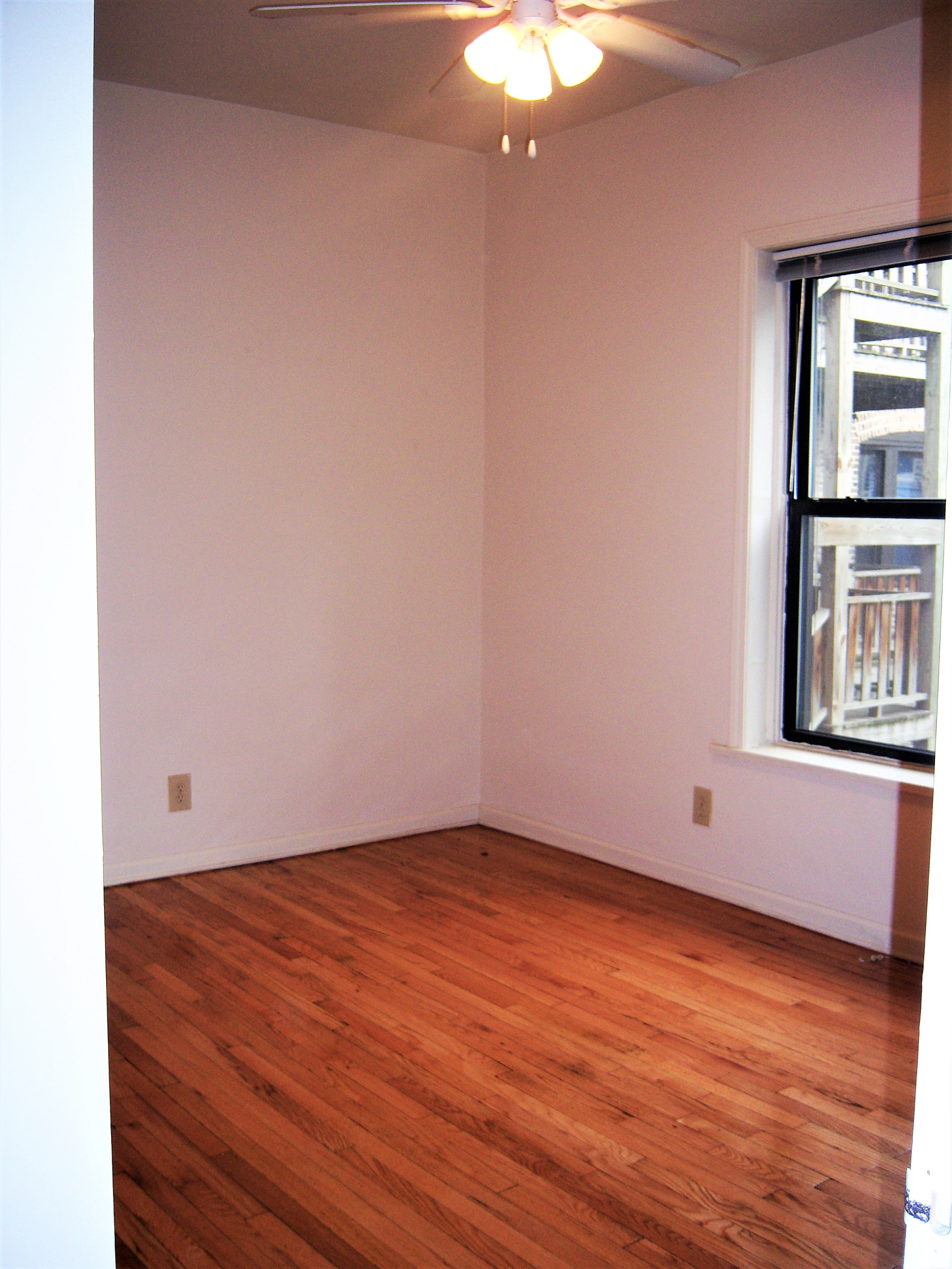Image of  3921 N Fremont #1
