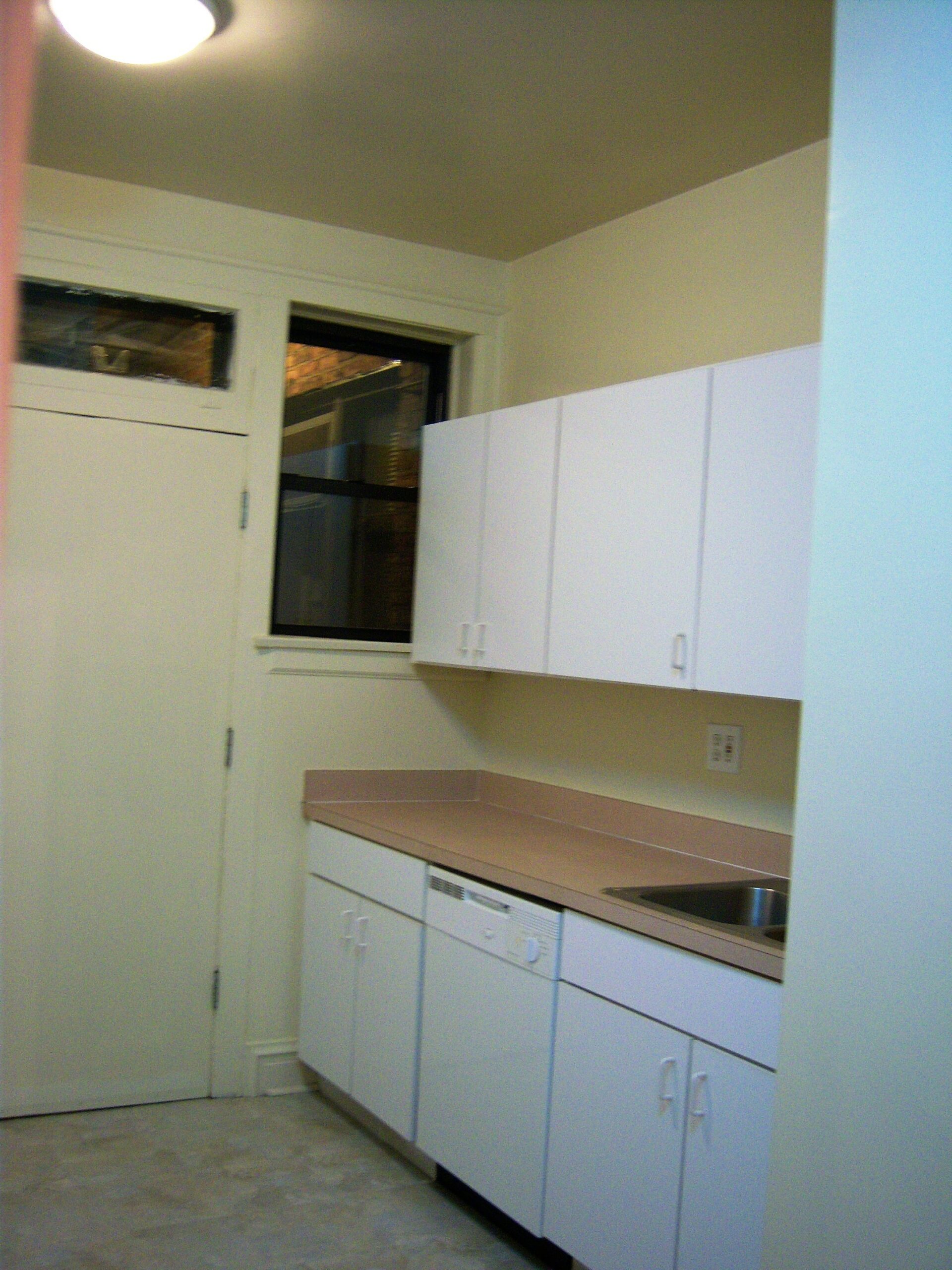Image of  6653 N Ashland #3
