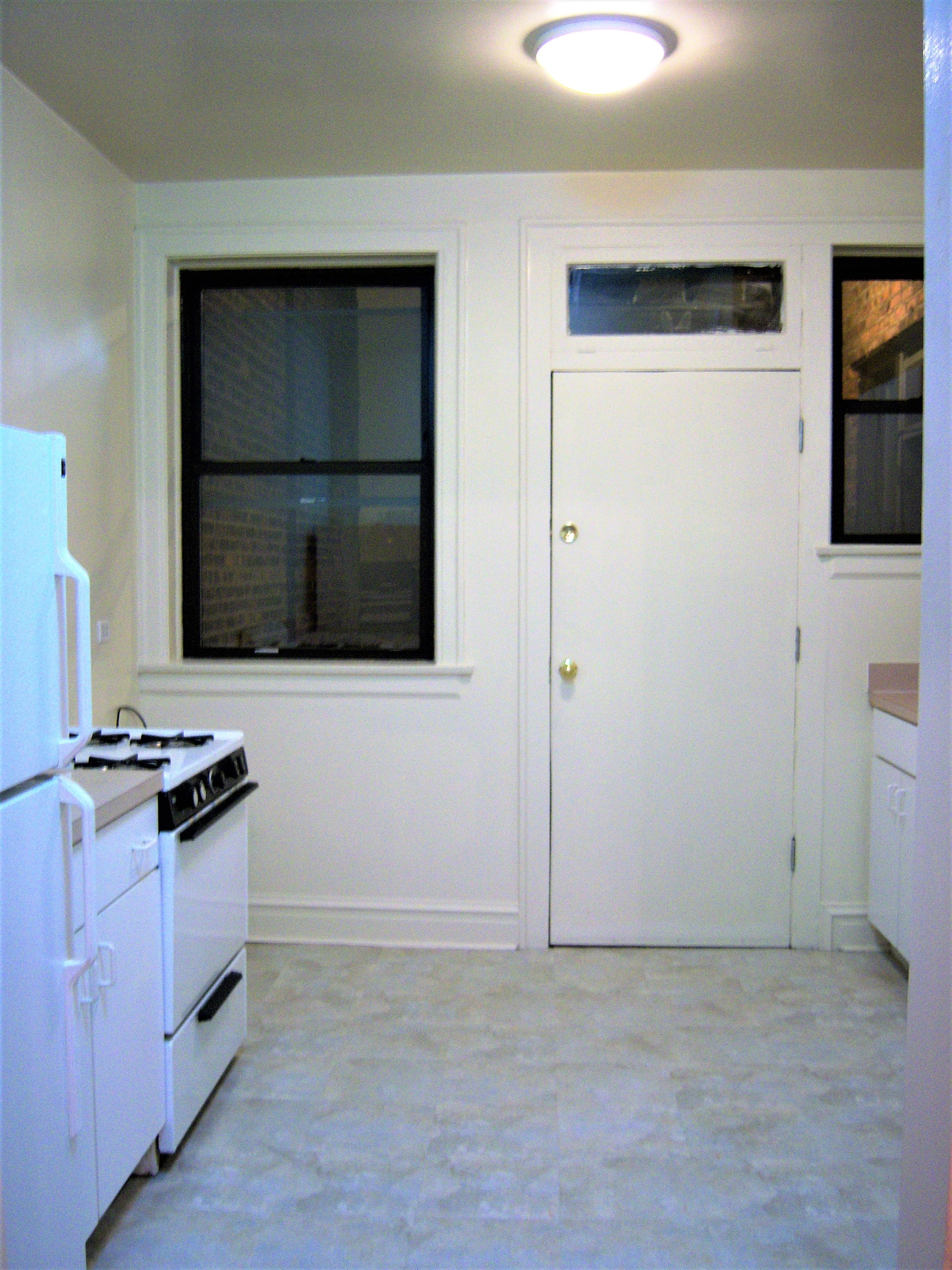Image of  6655 N Ashland #3