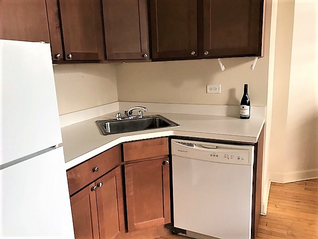 Image of  845 W Dakin #3