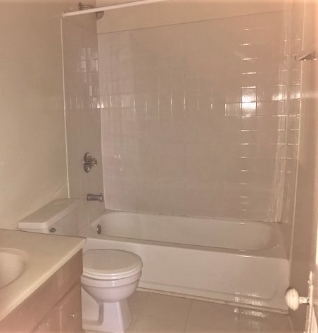 Image of  3500 N Reta #1