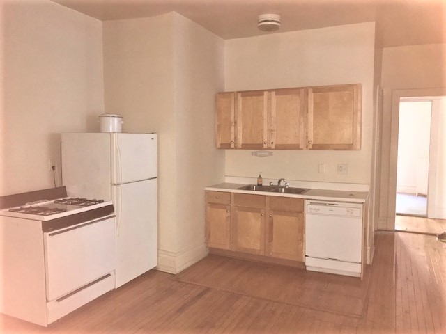Image of  3500 N Reta #1