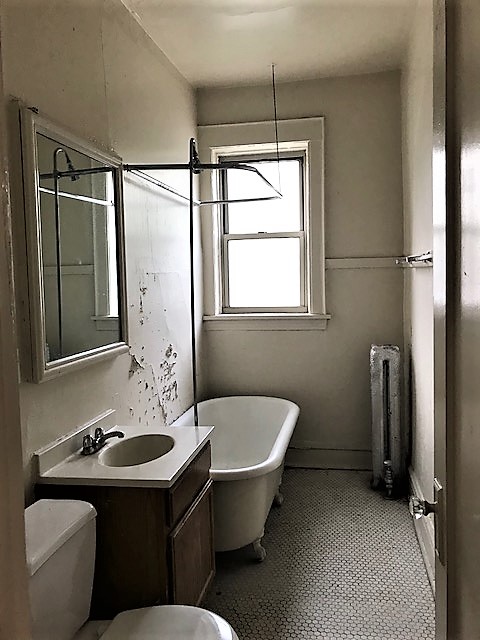 Image of  1207 W Waveland #1
