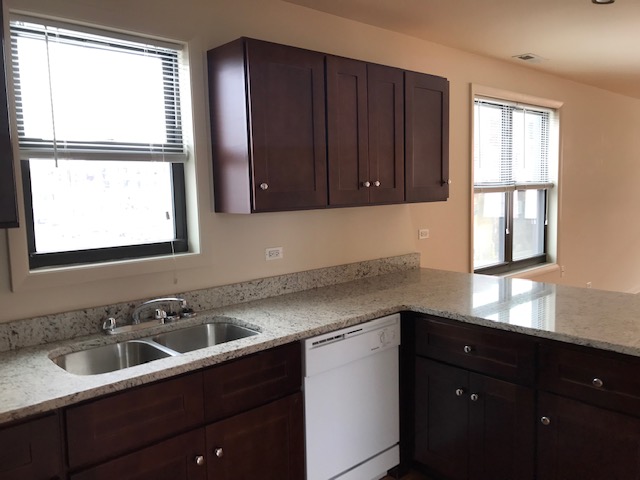 Image of  1704 W Fullerton #2