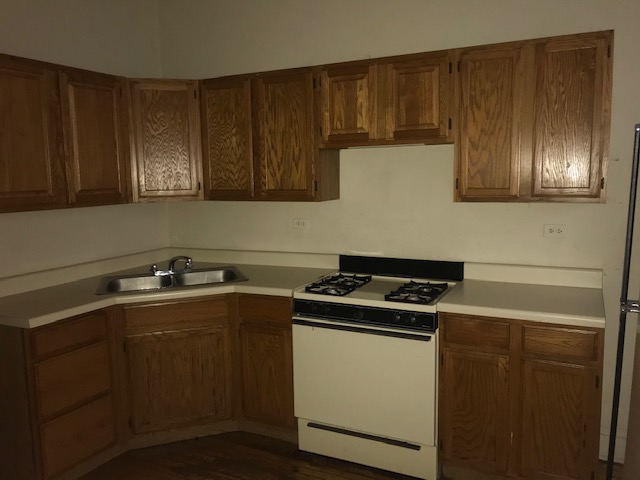 Image of  836 W Cornelia #1