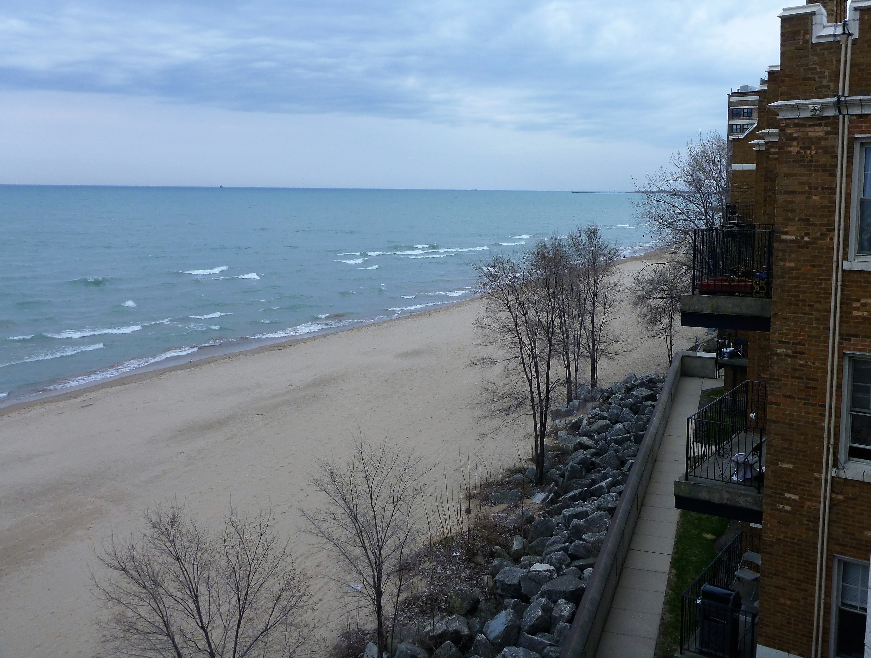Image of  1037 W North Shore #3N