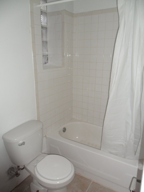 Image of  6916 N. Lakewood #102