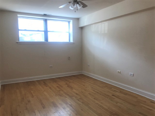 Image of  Bedroom in unit 1629 W Sherwin Ave, G7