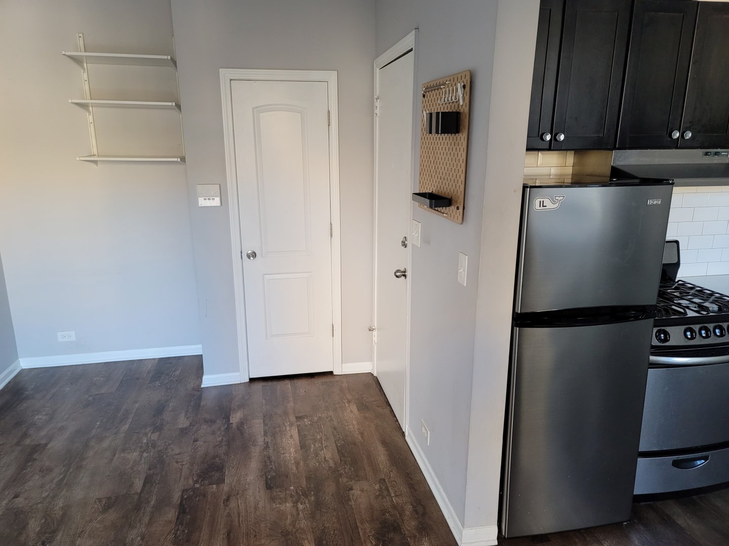 Image of  1248 W Montrose, #231